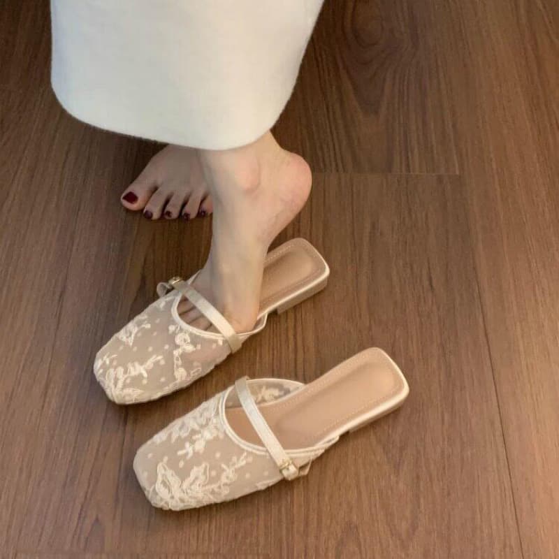 French Flat Bohemian Chic Closed-Toe Mule Sandals for Women Summer 2026 New Fairy Mesh Upper Slippers