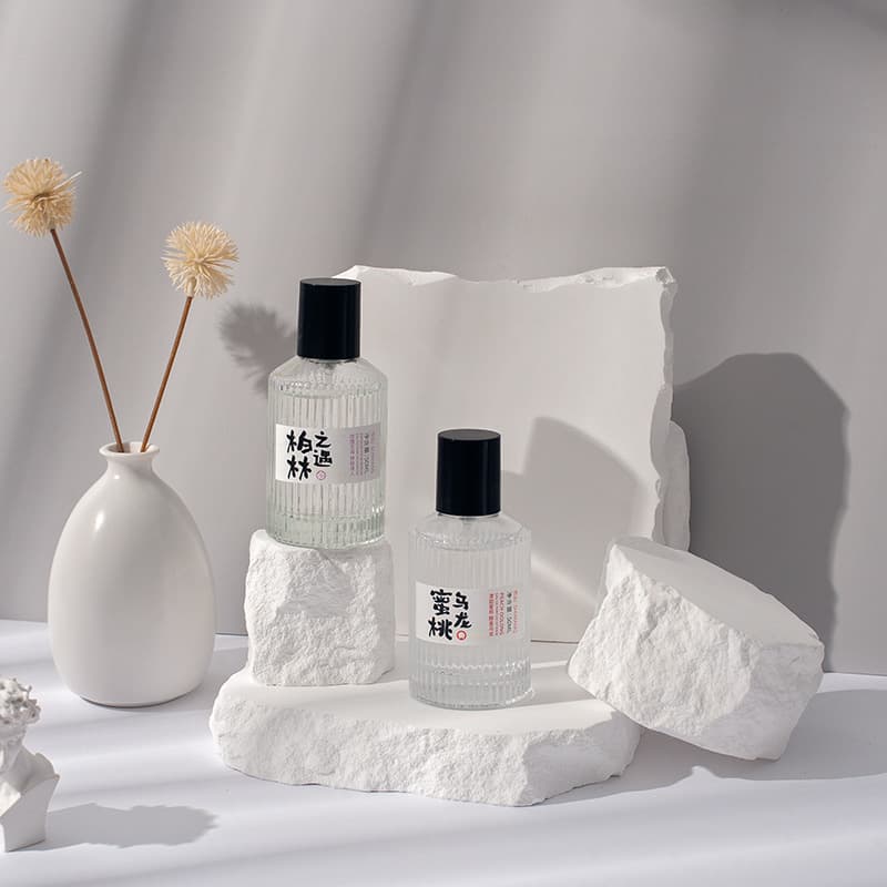 White stone, irregular plaster, photography props, accessories, cosmetics, jewelry, still life products, backdrops.