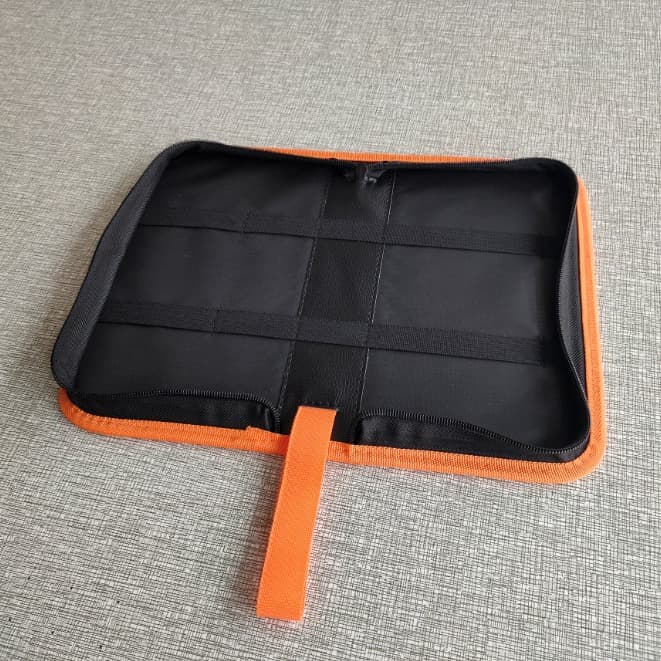Soldering iron, Oxford cloth multi-tool leather bag, and other repair and welding tool sets are available directly from the factory.