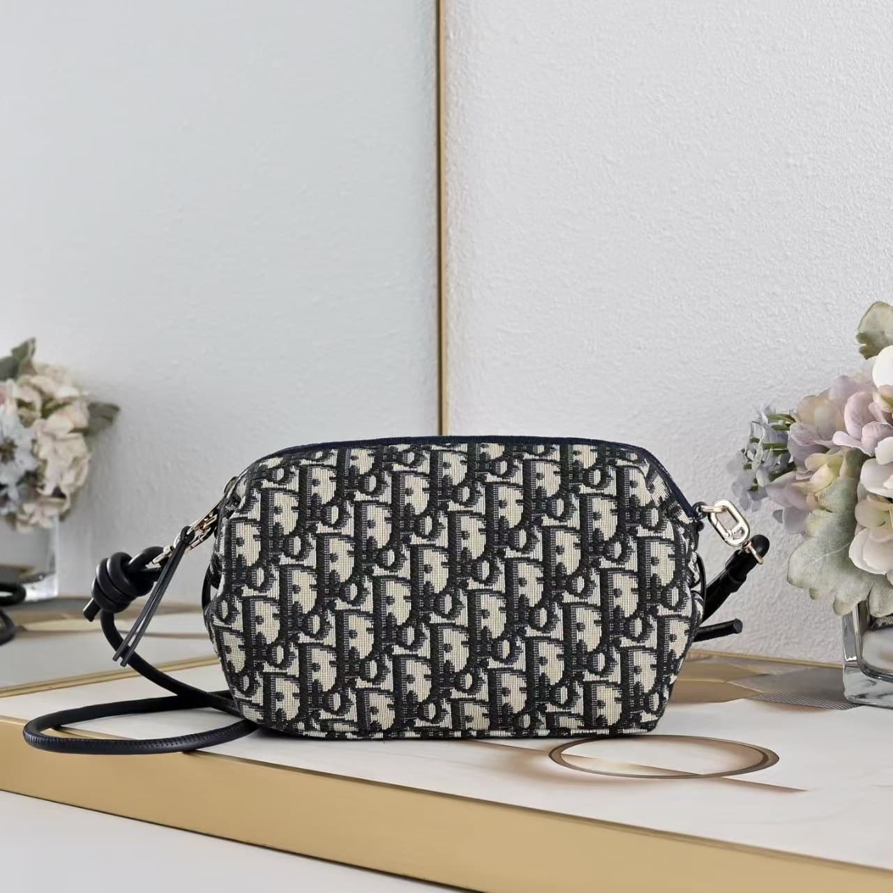 Unisex Messenger Bag Zipper Camera Bag Vintage Shoulder Bag Crossbody Bag Fashion Casual Courier Bag
