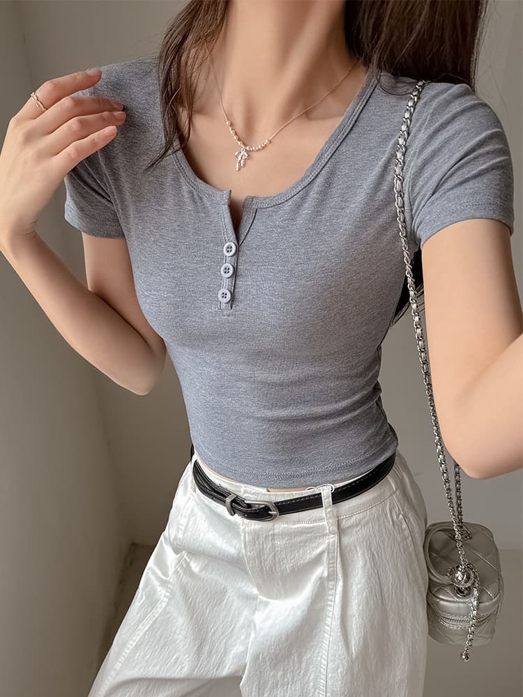 W summer right shoulder short-sleeved T-shirt women's design niche button sexy hot girl short round neck bottoming shirt top