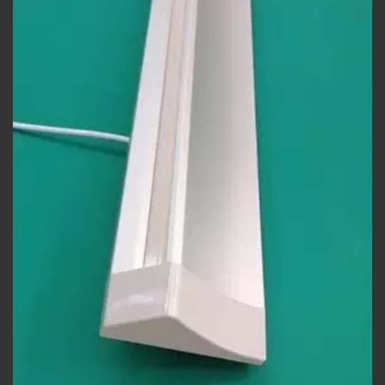 Eye-protecting aluminum LED blackboard light