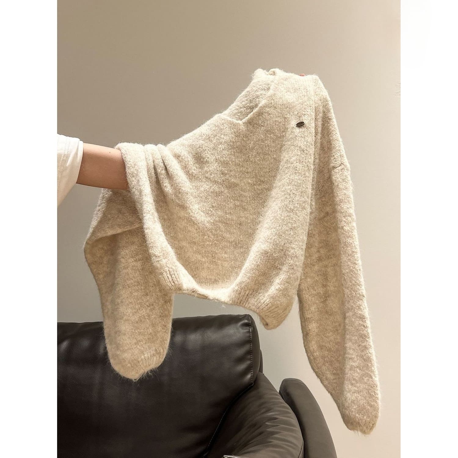 Sweater Korean style lazy style alpaca soft and waxy short loose solid color round neck warm sweater top autumn and winter
