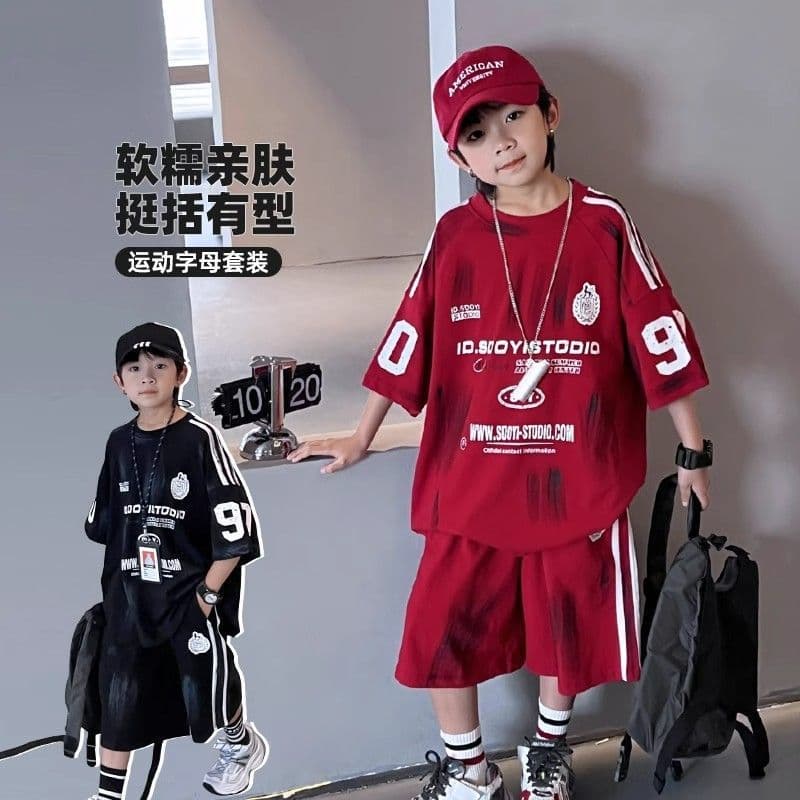 Boys' Summer Sportswear Set, Handsome Casual Stylish Clothes for Older Boys, American Style Short Sleeve and Shorts Two-Piece Set