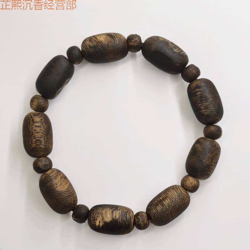 Genuine Green Agarwood Bracelet with Scar Patterns, Irregular Hand-strung Beads, Hand-polished