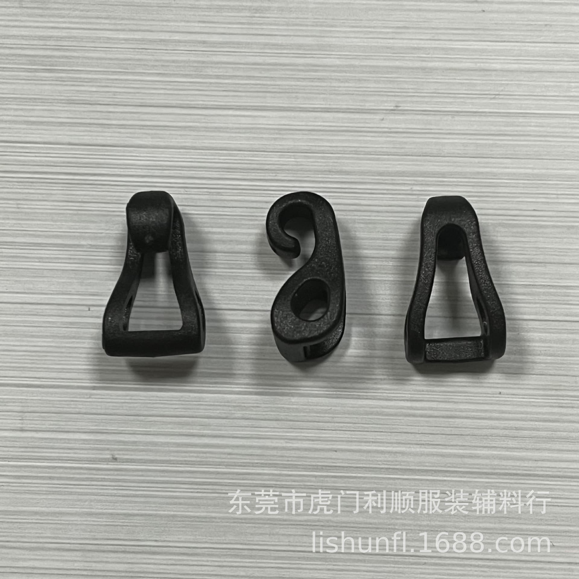 New outdoor climbing clothing small hooks, tent hook elastic cord adjustment buckles, open hook accessories.