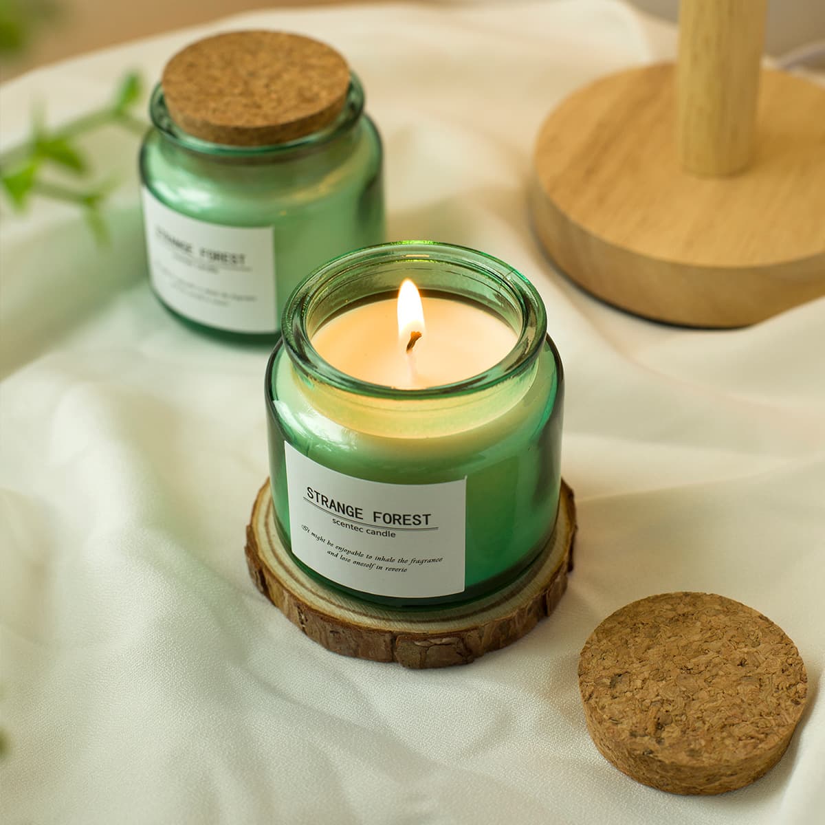 Candle plant soy wax glass bottle with stopper wholesale customized gift bedroom aromatherapy fragrance environmentally friendly glass cup