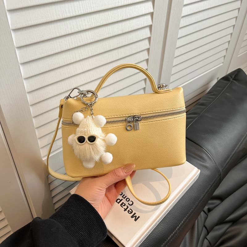 Korean style niche design portable lunch box bag for women 2026 new simple fashion shoulder crossbody bag texture cosmetic bag