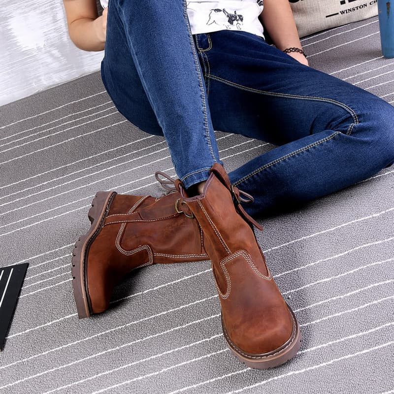 Leather Short Boots Motorcycle Boots Unisex Outdoor Breathable Waterproof Anti-slip Wear-resistant Round Toe Booties for Men And Women