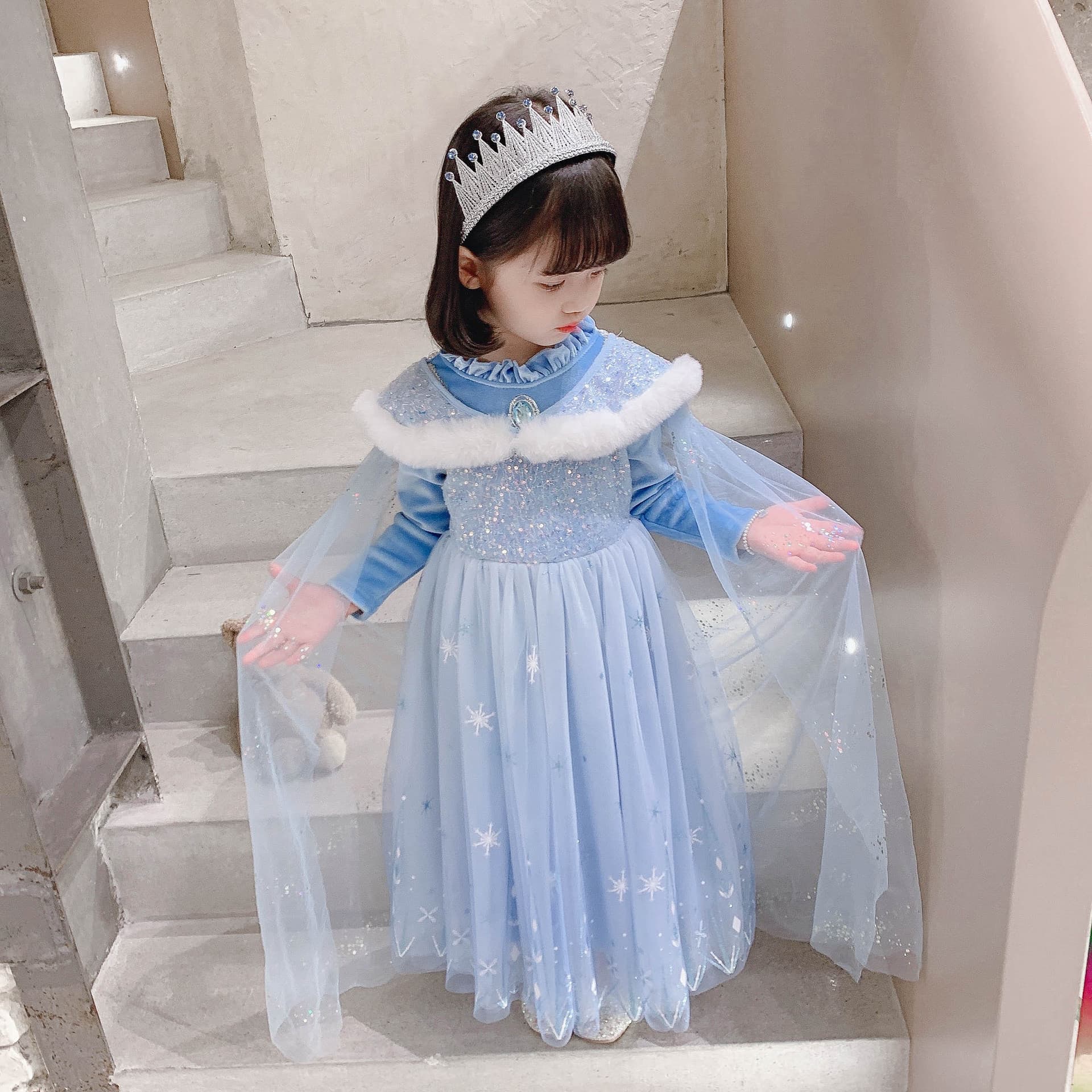 Girls 2024 Winter New Frozen 2 Elsa Princess Dress Mesh Gradient Color Two-piece Children's Skirt
