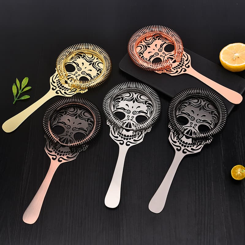 Skull-shaped 304 Stainless Steel Cocktail Strainer Ice Separator for Bars with Filtering and Straining Function
