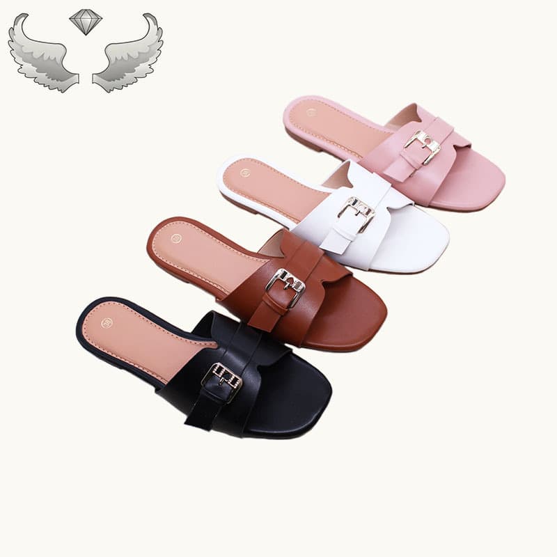 Yiwu stall direct sales women's slippers fashion accessories lightweight wear-resistant slippers Flat Ladies slippers