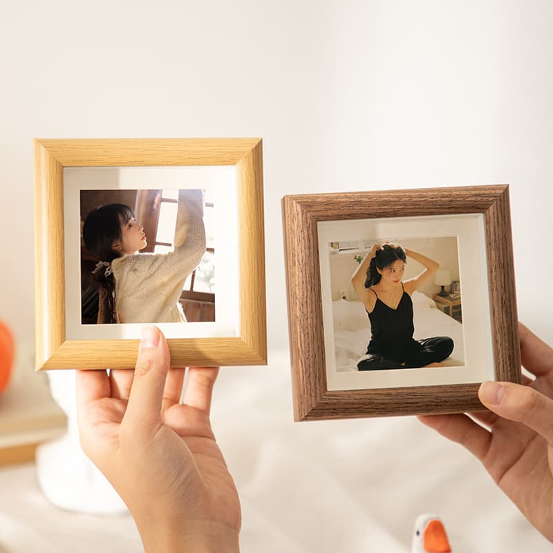 Photo Frame Stand Square 4-inch Hollow Children's Photo Painting Oil Pastel Artwork Mounting Frame Walnut Desktop