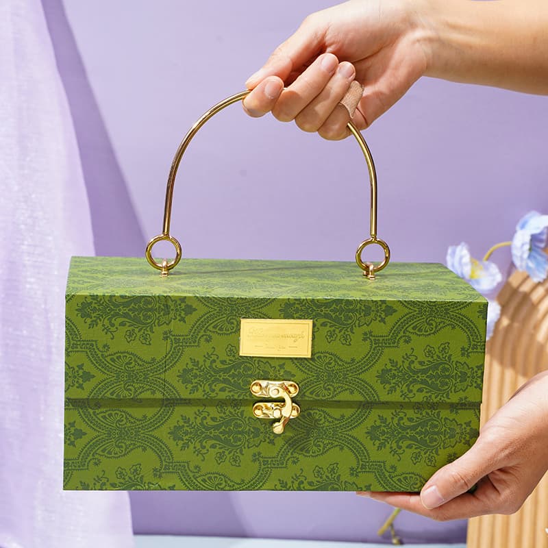 Creative Handheld Gift Box for Bridesmaid Birthday Gift Empty Box High-End Wedding Women's Day Gift Box