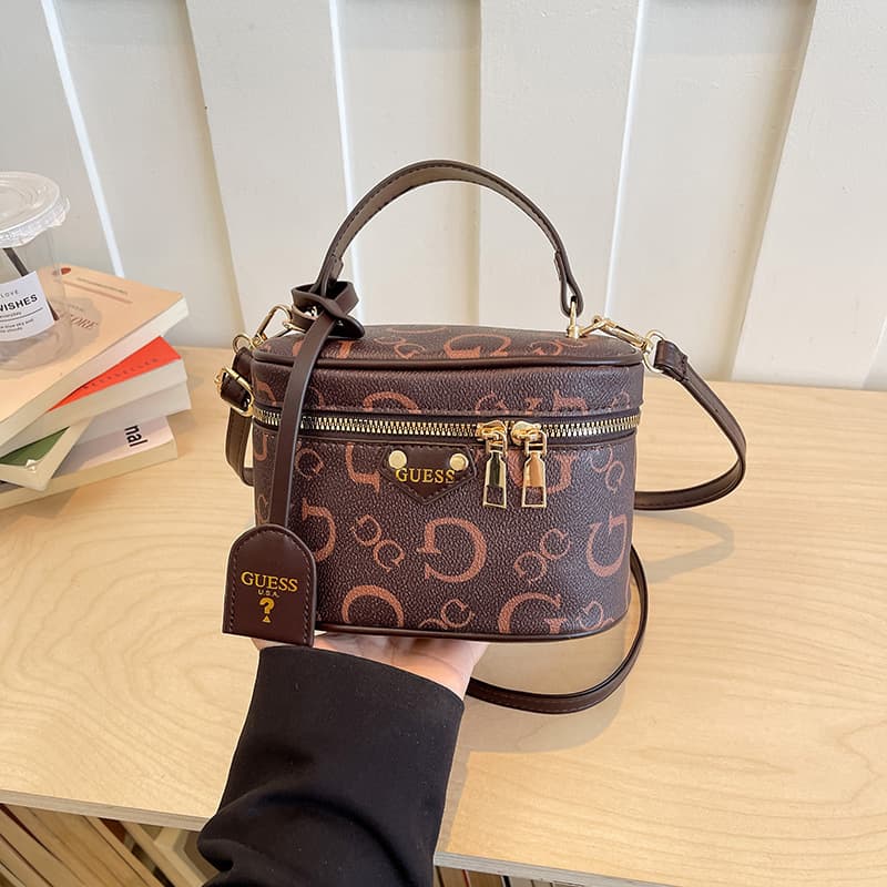 GUESS New Monogram Crossbody Bag for Women 2024 Fashion Retro Small Round Bag Versatile Premium Handbag Shoulder Bag