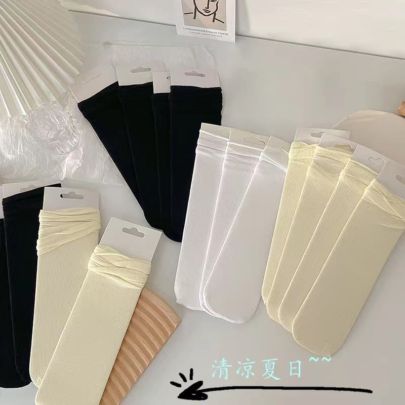Socks women's mid-calf socks summer thin ins black and white pile socks summer Japanese ice socks calf ice stockings