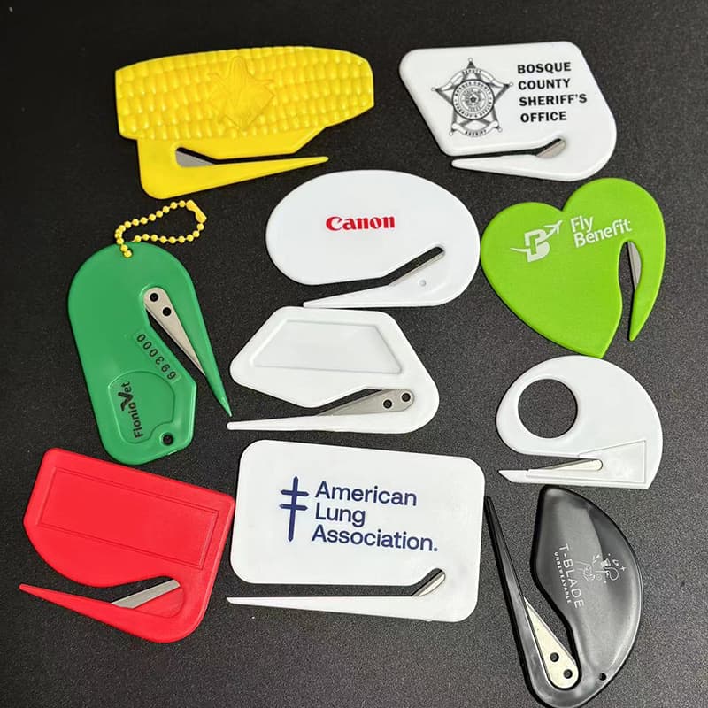 Spot wholesale plastic oval mini letter opener to open mattress packaging film knife rope cutting box opening knife paper cutter