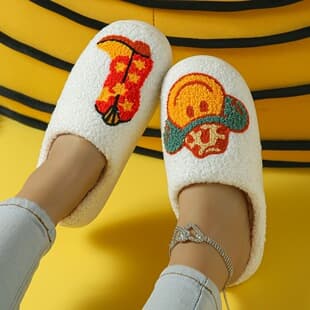 Cross-Border New Cartoon Home Slippers Plus Fleece Thickened Couple Non-Slip Cotton Slippers Hat Boot Pattern Slippers