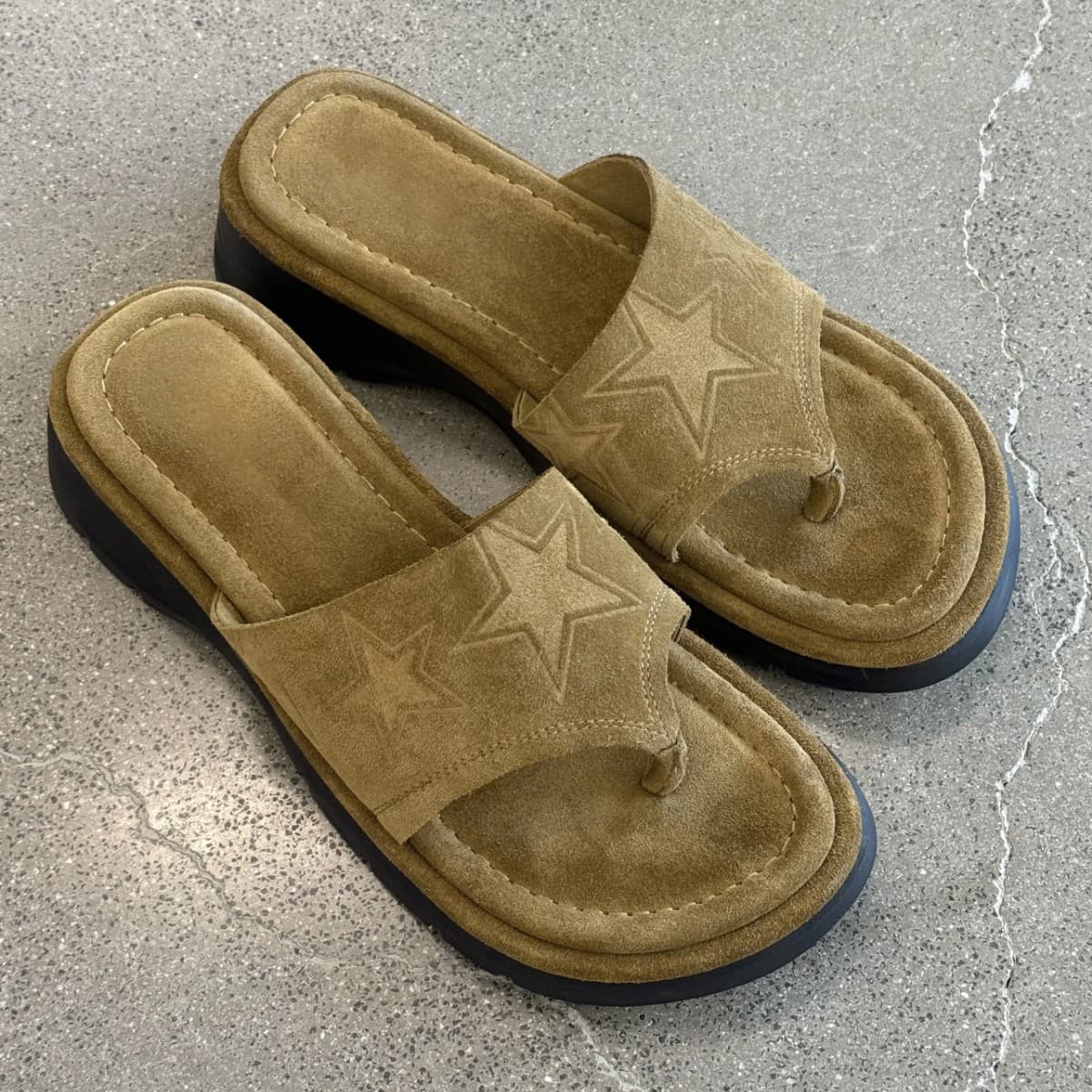Niche Star Thick Sole Toe-Post Sandals for Women Summer New Casual Outdoor Beach Flip Flops