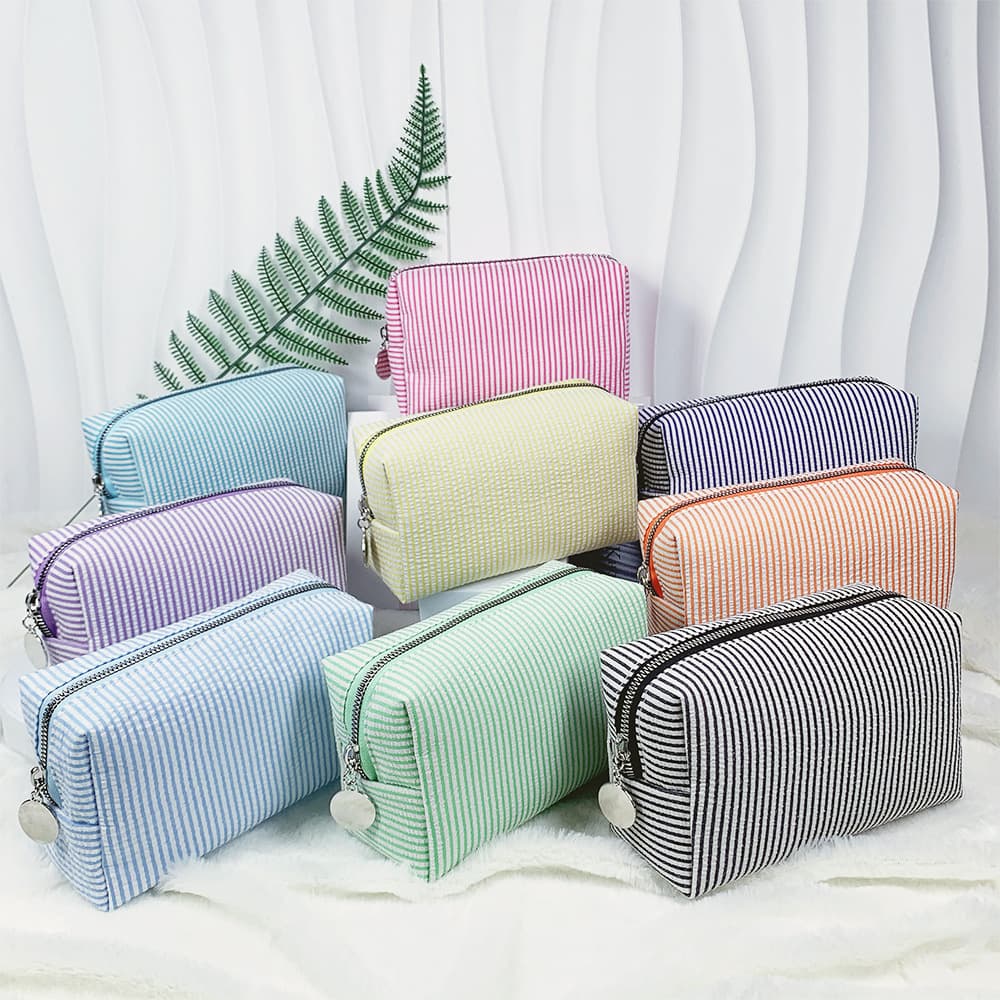 Cross-border hot-selling seersucker makeup bag, indigenous-inspired handheld large-capacity toiletry bag, embroidered striped travel storage bag