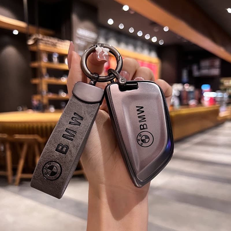 Compatible with BMW Key Case Cover for 1 Series 2 Series 3 Series 5 Series 6 Series 7 Series X1 X3 X5 Shell Clip Buckle 530 325li Female 23 Model