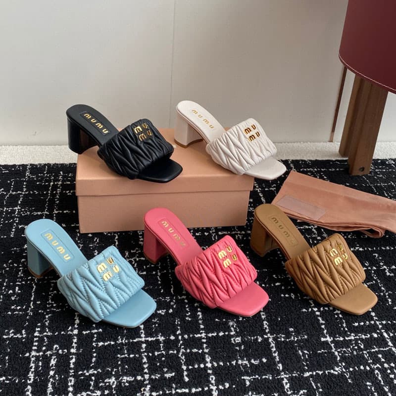 High-end Pleated Letter Women's High Heel Slippers Summer Outdoor 2025 New Square Toe Chunky Heel Sandals Soft
