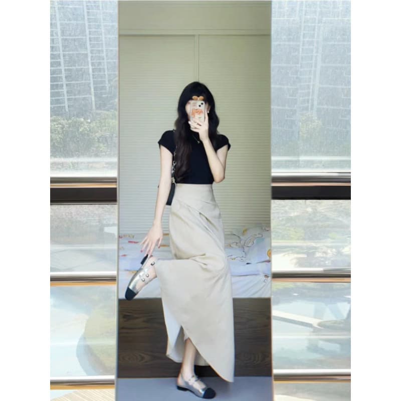 Summer Outfit Set with Korean Relaxed Style, Youthful and Fashionable High-Waist Skirt Two-Piece Set