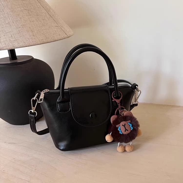 2026 New Trendy Small Bag for Women Spring Summer Fashionable Versatile Crossbody Handheld Bucket Basket Bag