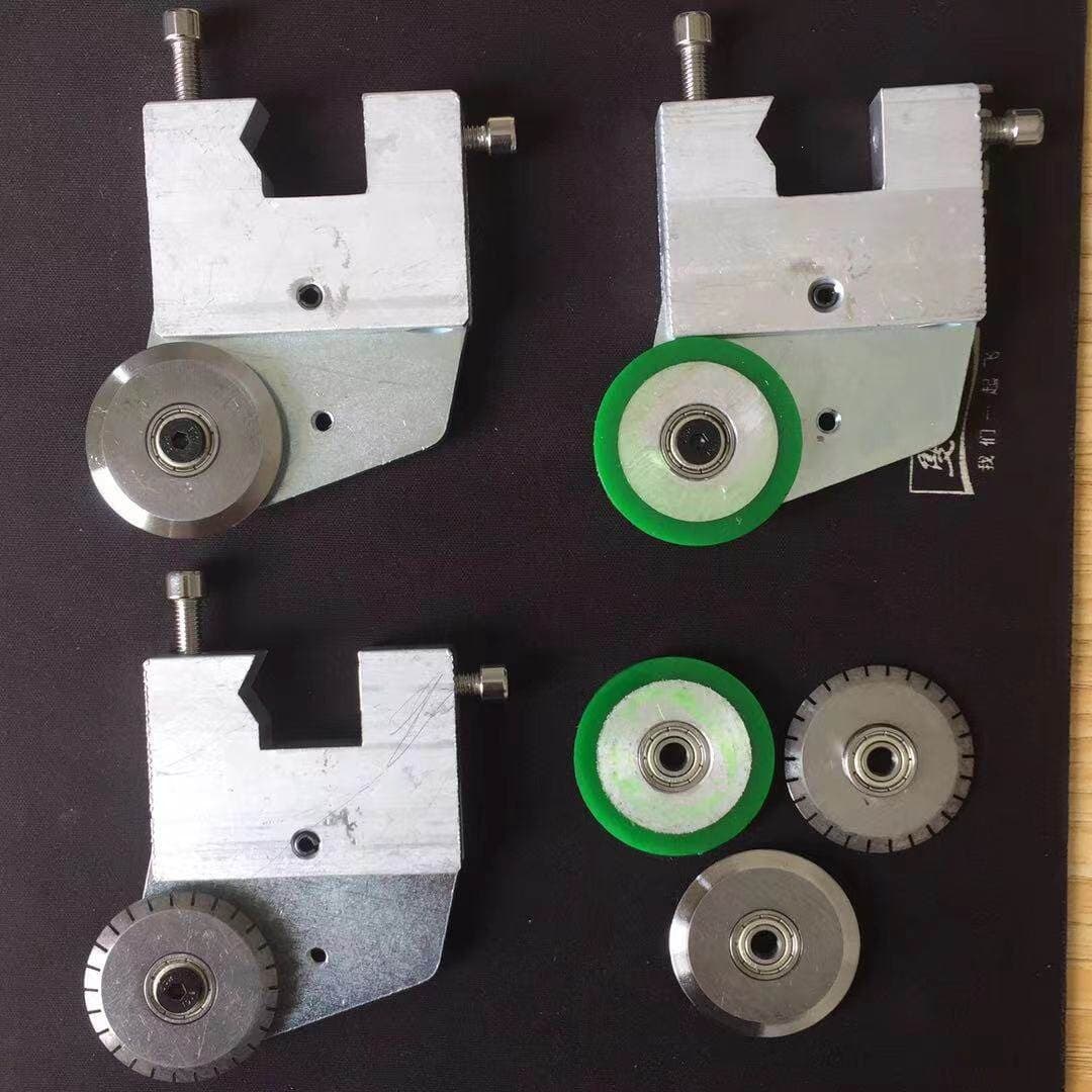 Self-adhesive marking machine accessories roll cutting machine blade dotted line creasing machine rice noodle knife roller spindle belt pulley hand crank