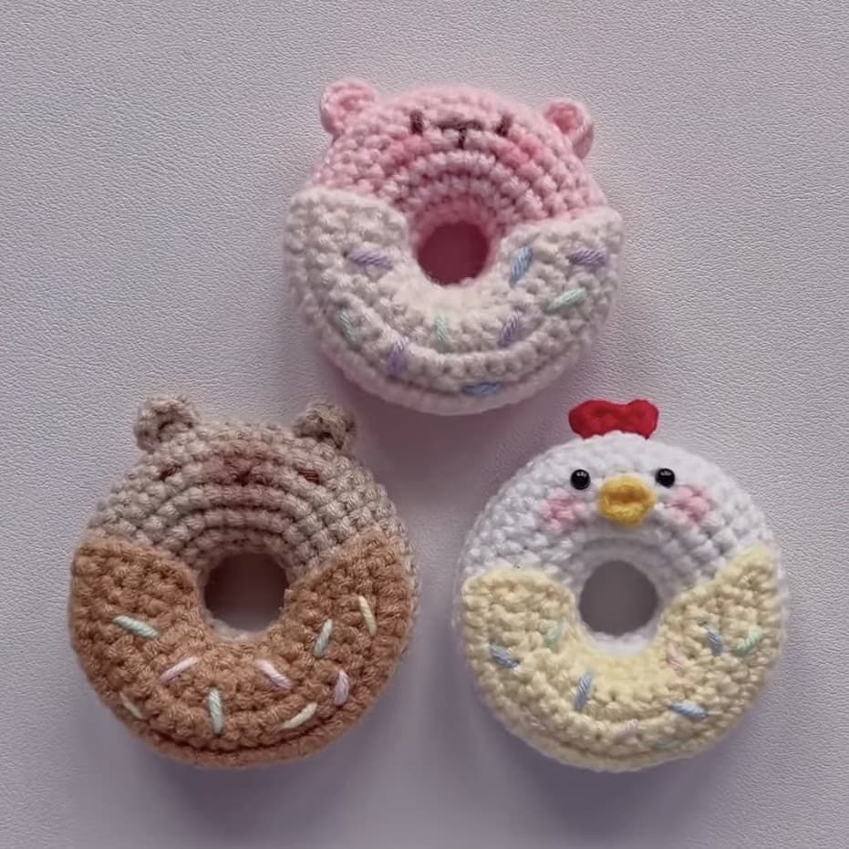 Cross-border Hot Selling Donut Crochet Bag Keychain 3-Piece Set Hanging Ornament Hand Knitting DIY Crochet Material Kit