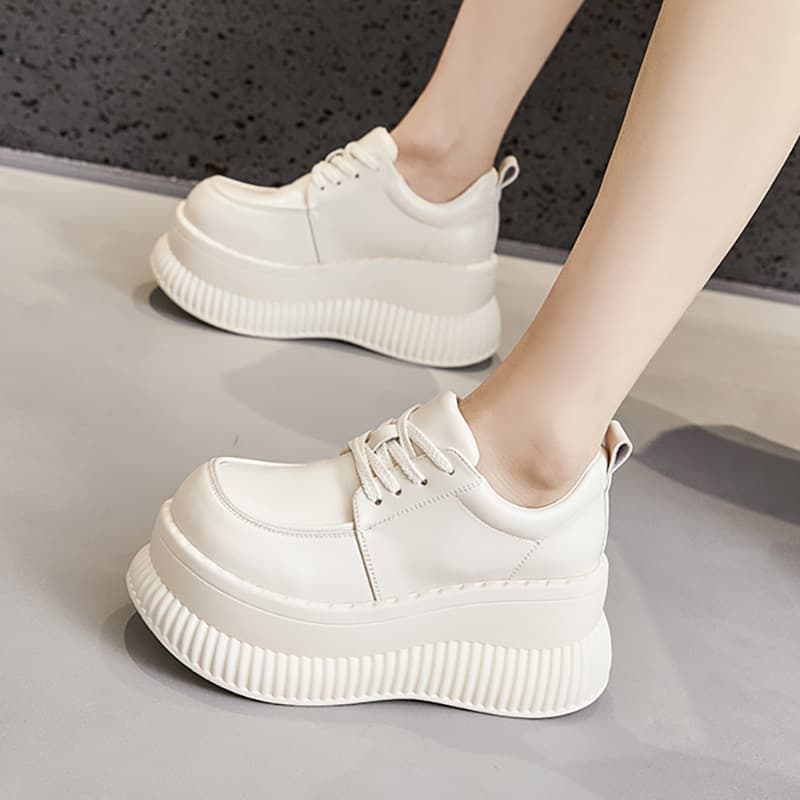Women's Thick Bottom Flats Spring 2025 Platform British Style Small Size Heightening Shoes Round Toe Ultra-Fine Leather