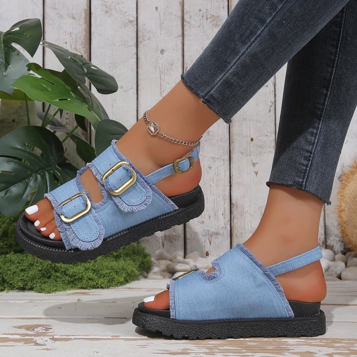 2026 New Plus Size Denim Belt Buckle Slip-On Sandals Women Summer Outdoor Slipper Wholesale