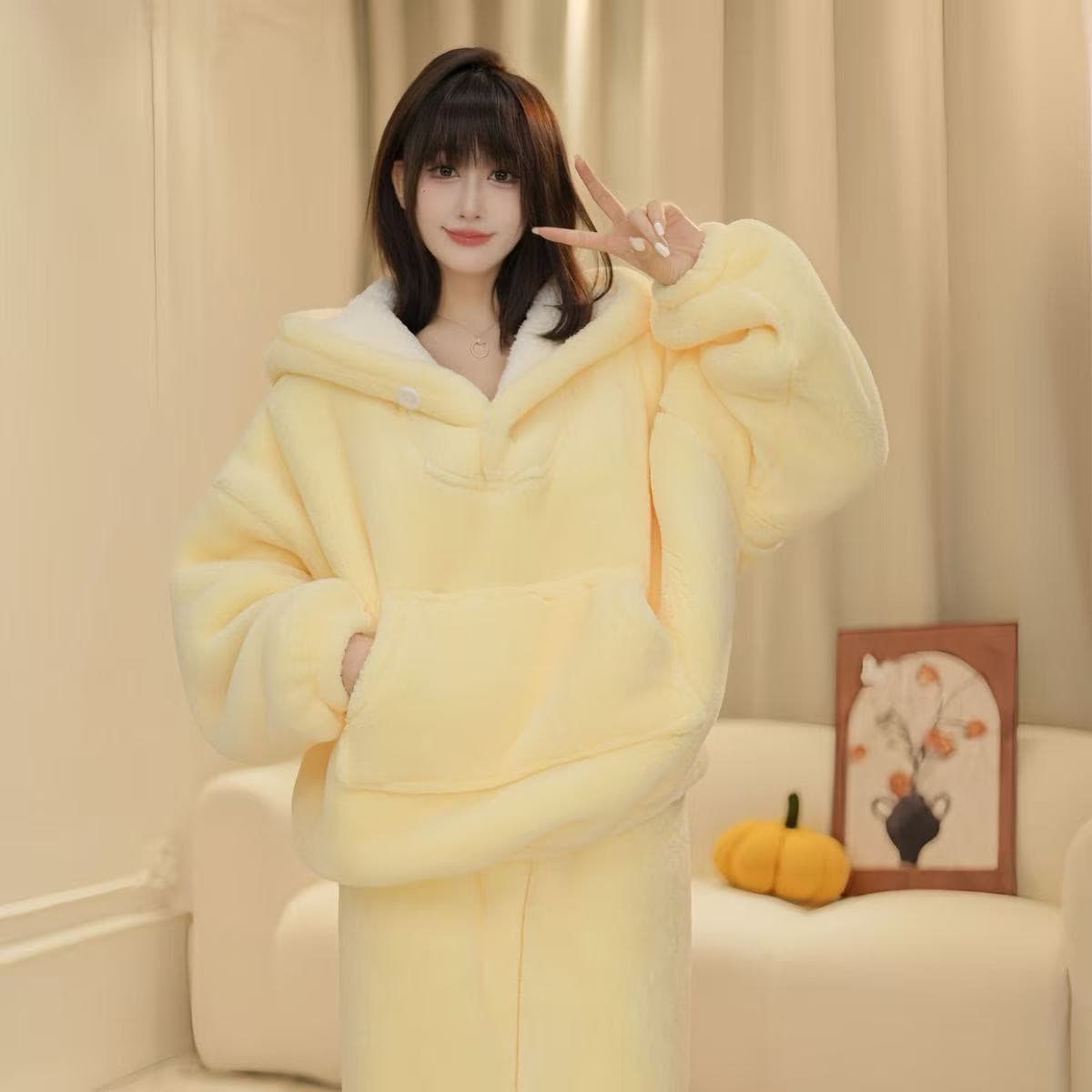 Women's Hooded Coral Fleece Pajamas, Warm Autumn/Winter, Extra Long and Thick, Cute Home Wear, Sweet New Style