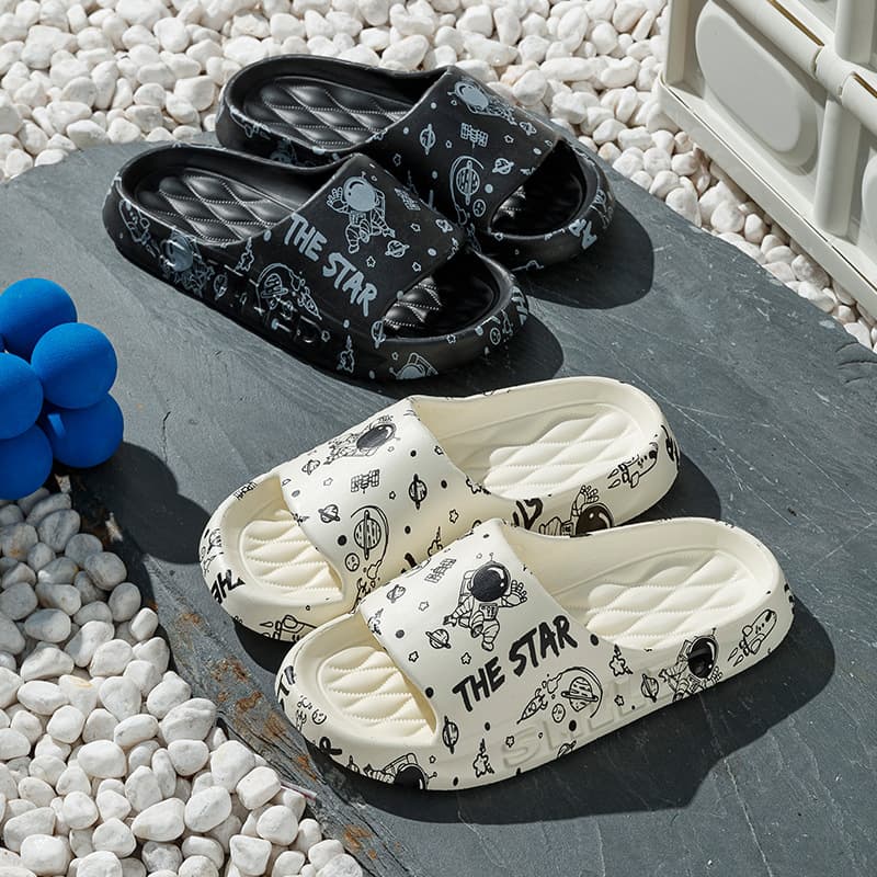 Unisex EVA Slip-On Slippers Comfortable Indoor Outdoor Home Bathroom Anti-Slip Summer Sandals Men Women Casual Style Foot Comfort