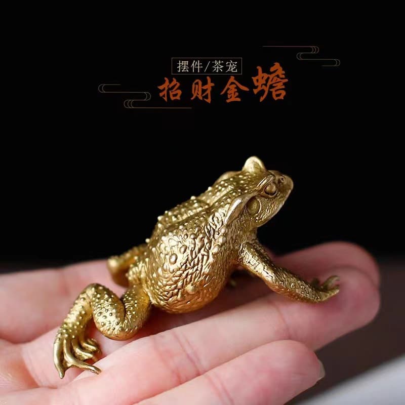 Brass Money Toad Ornament, Wealth-Attracting Three-Legged Toad, Shop Opening Gift, Feng Shui Decor