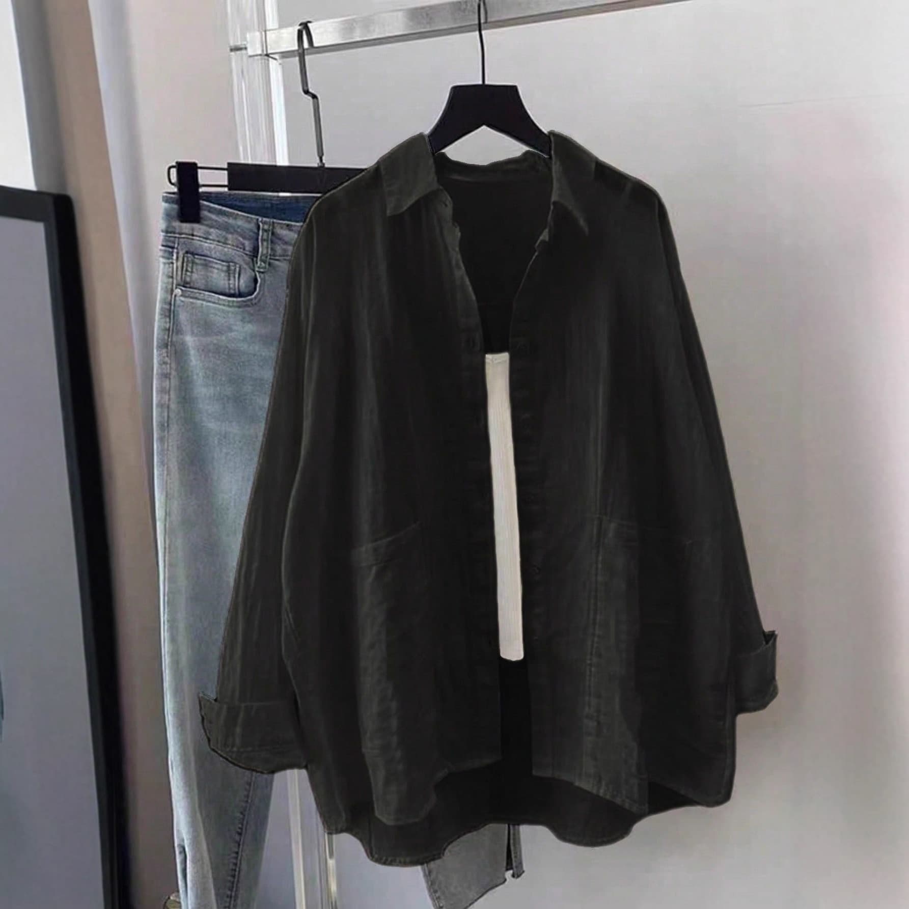 2025 Spring/Fall Fashion Women's Solid Color Long-Sleeve Shirt with Pocket, Casual and Comfortable for Travel