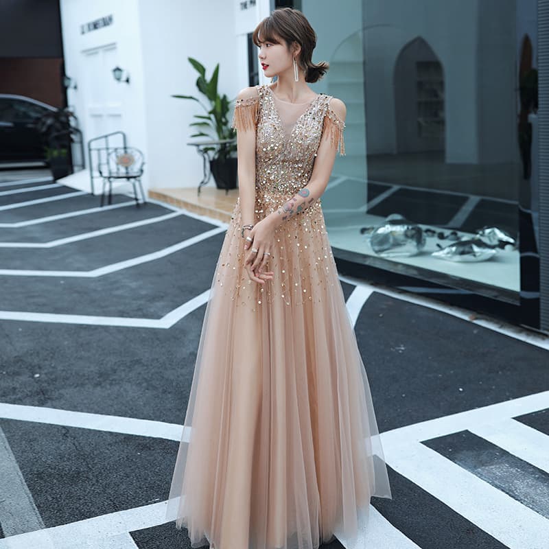 Host party evening dress 2026 summer new temperament shoulder tassel graduation lady banquet wedding dress for women