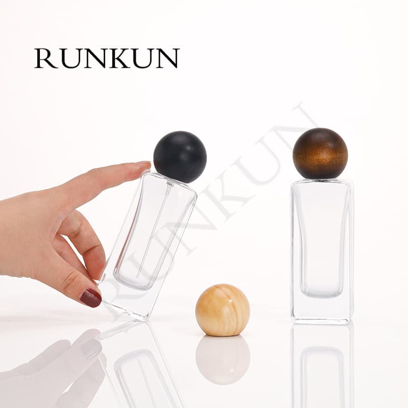 Factory Wholesale 50ml Perfume Bottle Snap Cap Portable Perfume Refill Bottle Bare Bottle Premium Feel