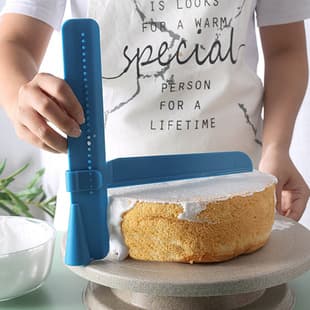 DIY Cake Tool Adjustable Cream Smoother Baking Tool Cake Surface Finishing Tool