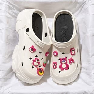 2025 New Summer Beach Clog Shoes Women Outdoor Wear Thick Sole EVA Anti-Slip Anti-Odor Closed Toe Half Slippers Women