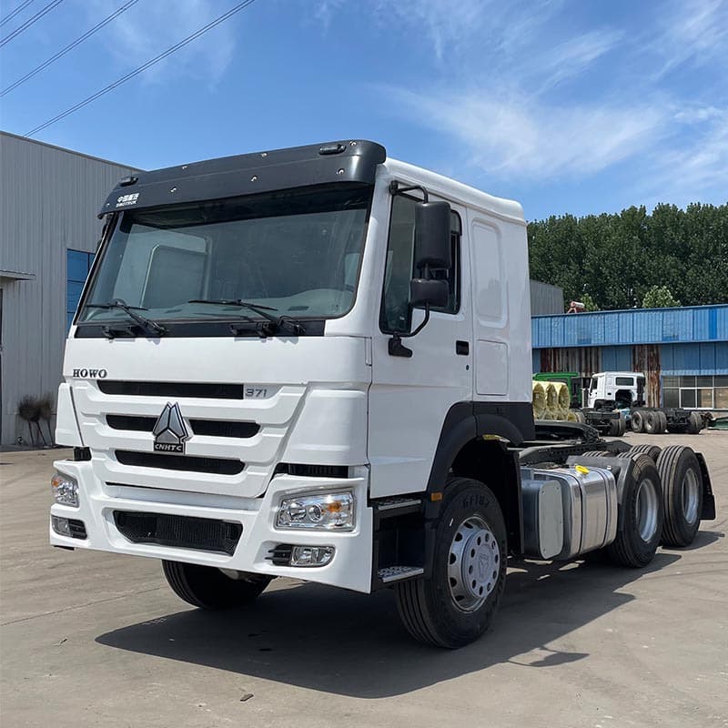 Sale and export of Howo tractor head, rear eight-wheel cargo transport truck, 380HP heavy-duty truck