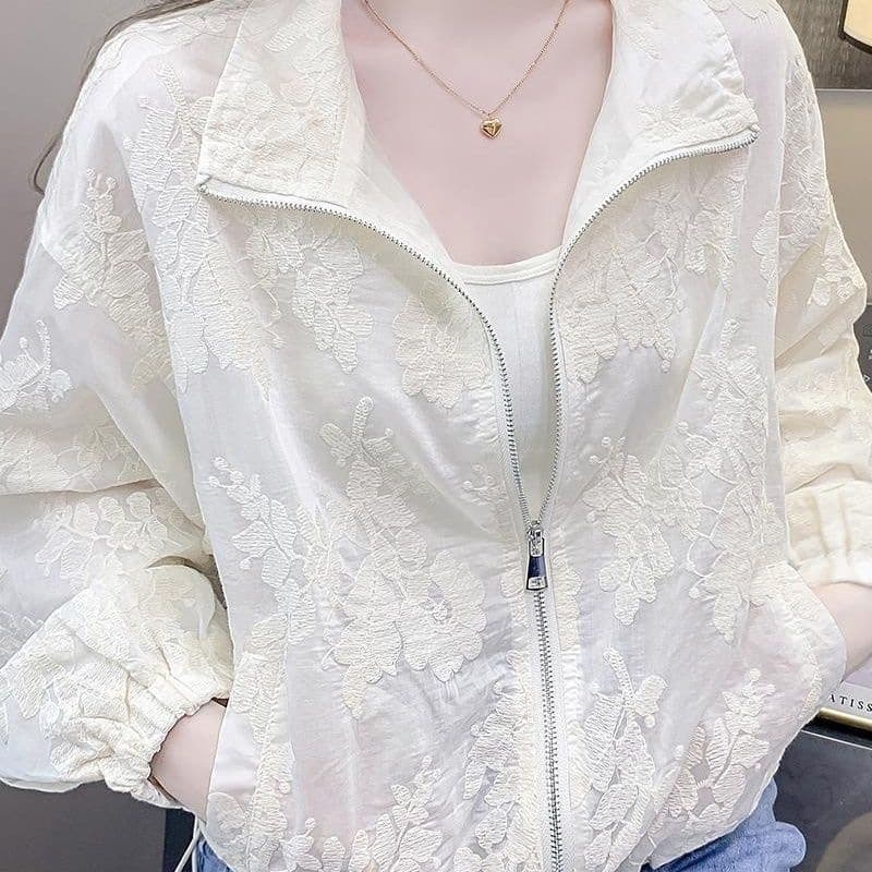 Summer Lightweight Short Jacket for Women, White Lace Embroidery Sun Protection Loose Long Sleeve Baseball Cardigan Top