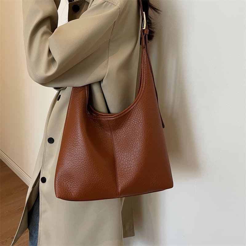 2026 Summer New Women's Large Capacity Tote Bag Fashion Simple Shoulder Bag Crossbody Bag Commuter Bag for Women