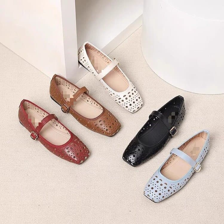 Flat Single Shoes for Women Summer Shallow Mouth Hole Shoes French One-Strap Mary Jane Shoes Plus Size Women's Shoes Hollow Bead Sole Shoes