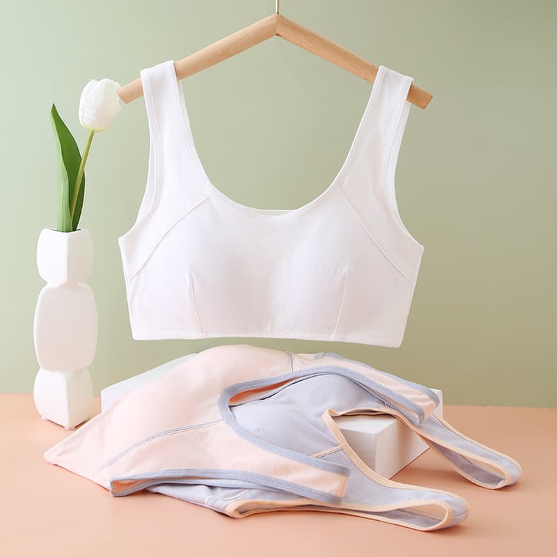 Girls' underwear, high school and junior high school students' bras, wire-free pure cotton sports vests to prevent nipple protrusion during puberty.