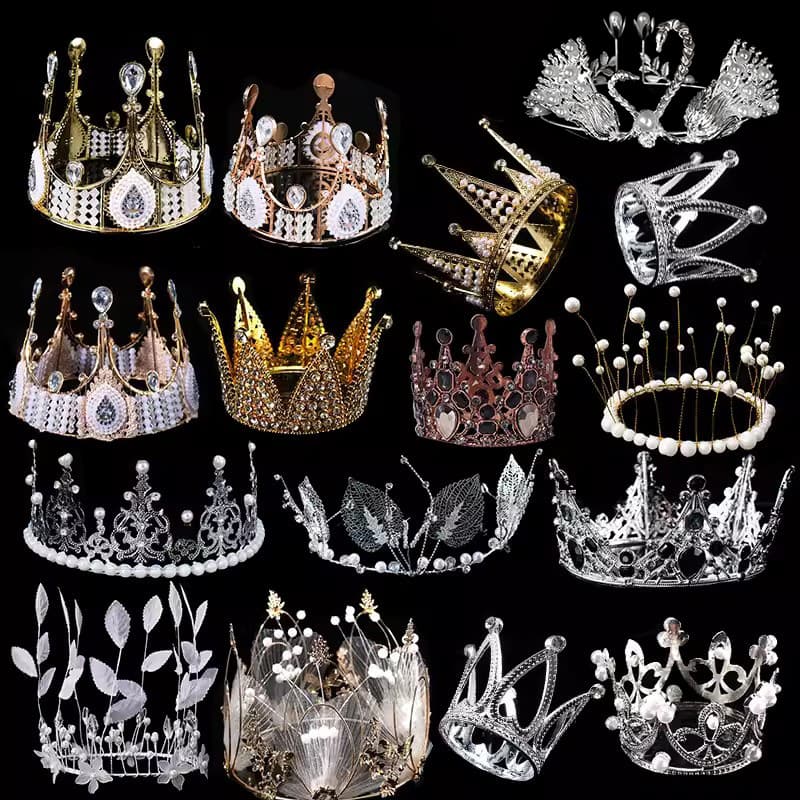 Crown cake decoration ornaments for adults and children, queen's birthday pearl crown party baking decoration ornaments wholesale.