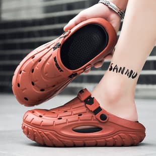 Clogs Men's Summer Trendy Outdoor Wear Cloud-Like Anti-Slip Sports Slippers Men's Beach Sandals Two-Way Sandals