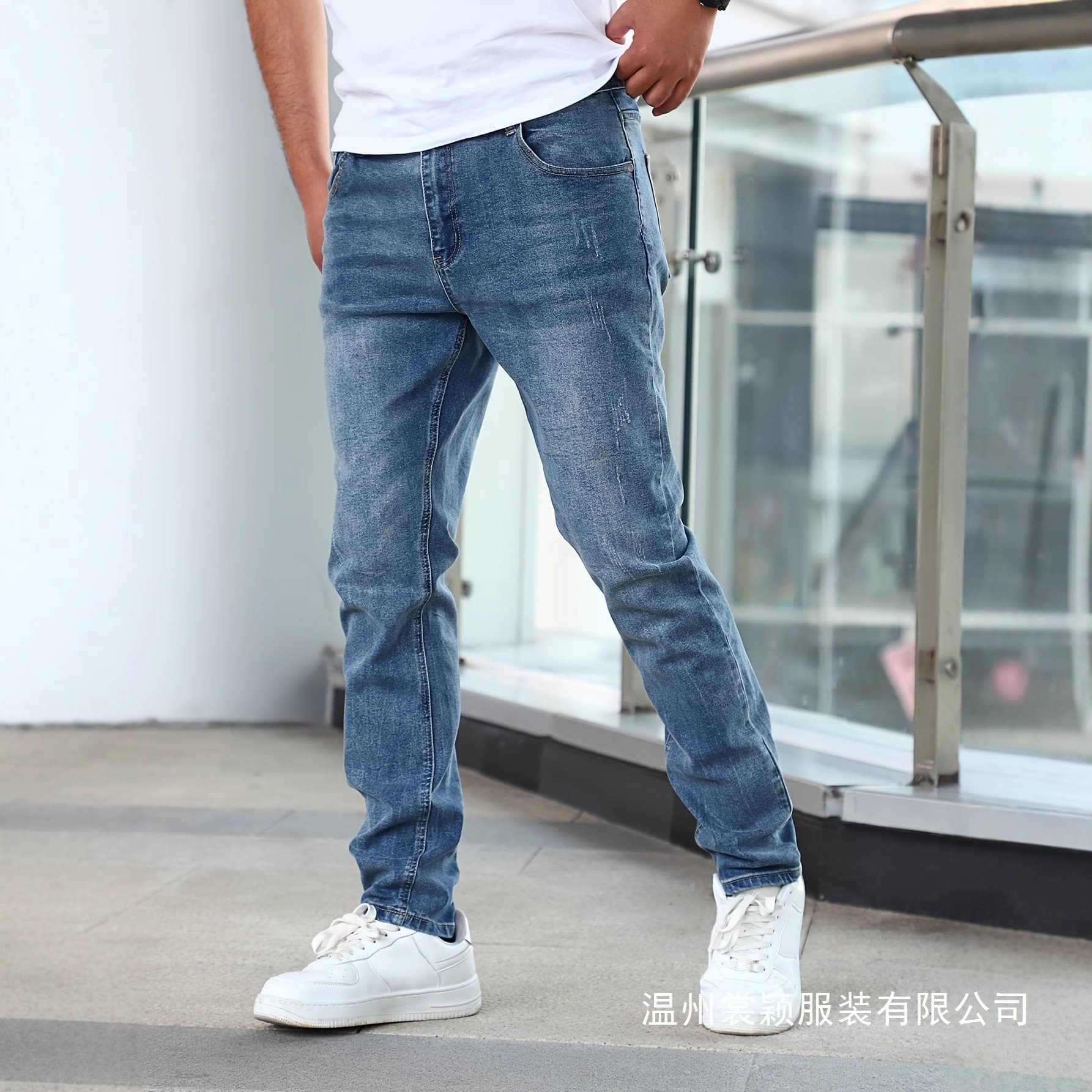 Men's jeans, stretch denim, slimming blue men's pants with multiple craftsmanship, suitable for all seasons, wholesale now
