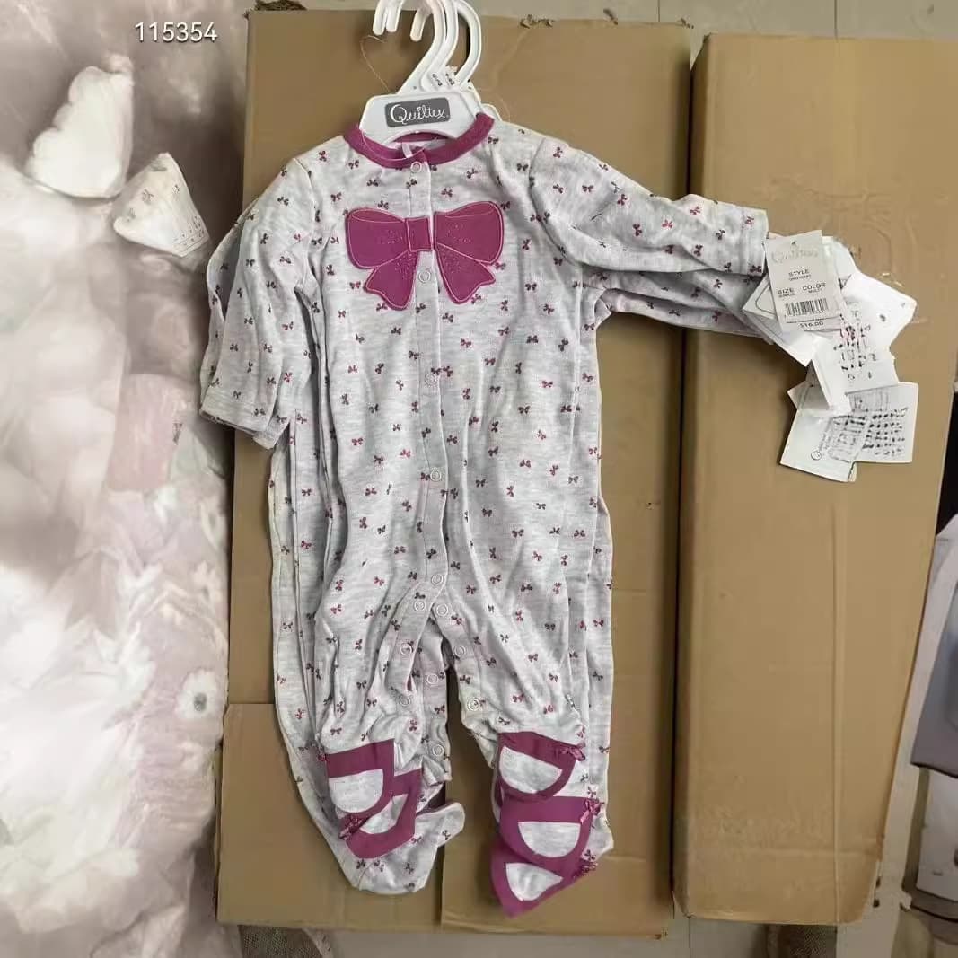 Original European and American export cotton romper, hanger original packaging, real product looks beautiful, wholesale baby romper in stock