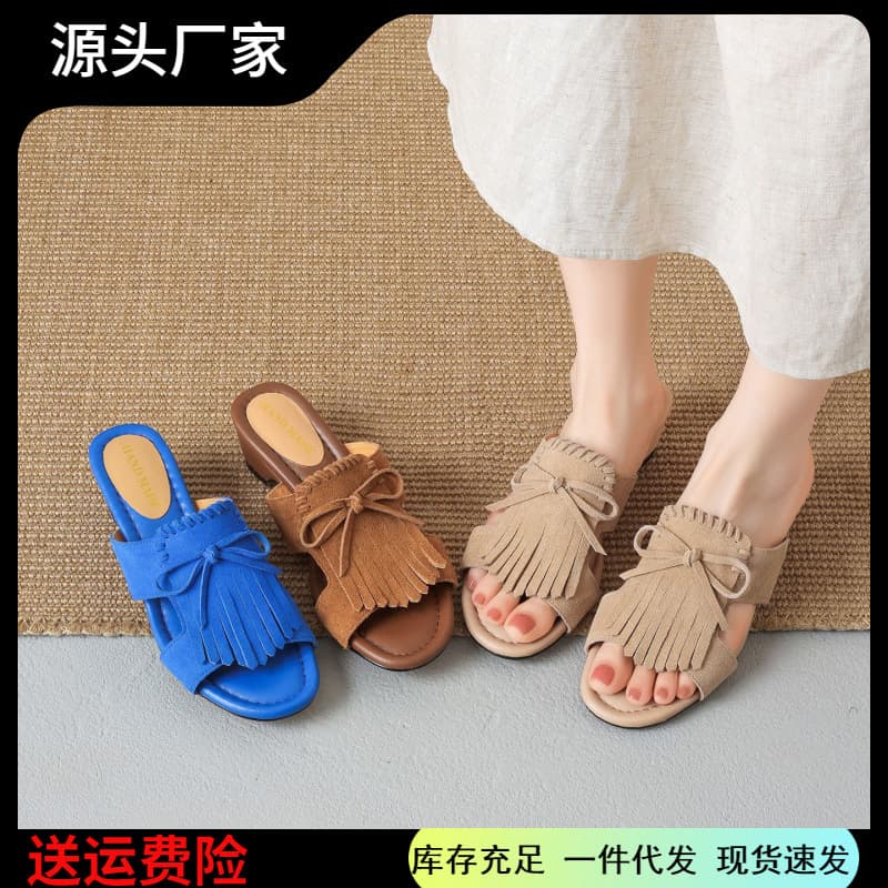 Round-toe slippers for women, summer outdoor wear, high-end style to match dresses, stunning 2026 new mid-block heel with tassels